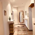 アパート Fbapartments *